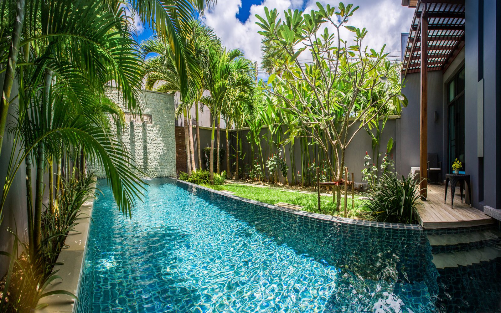 Property image - full photo 4