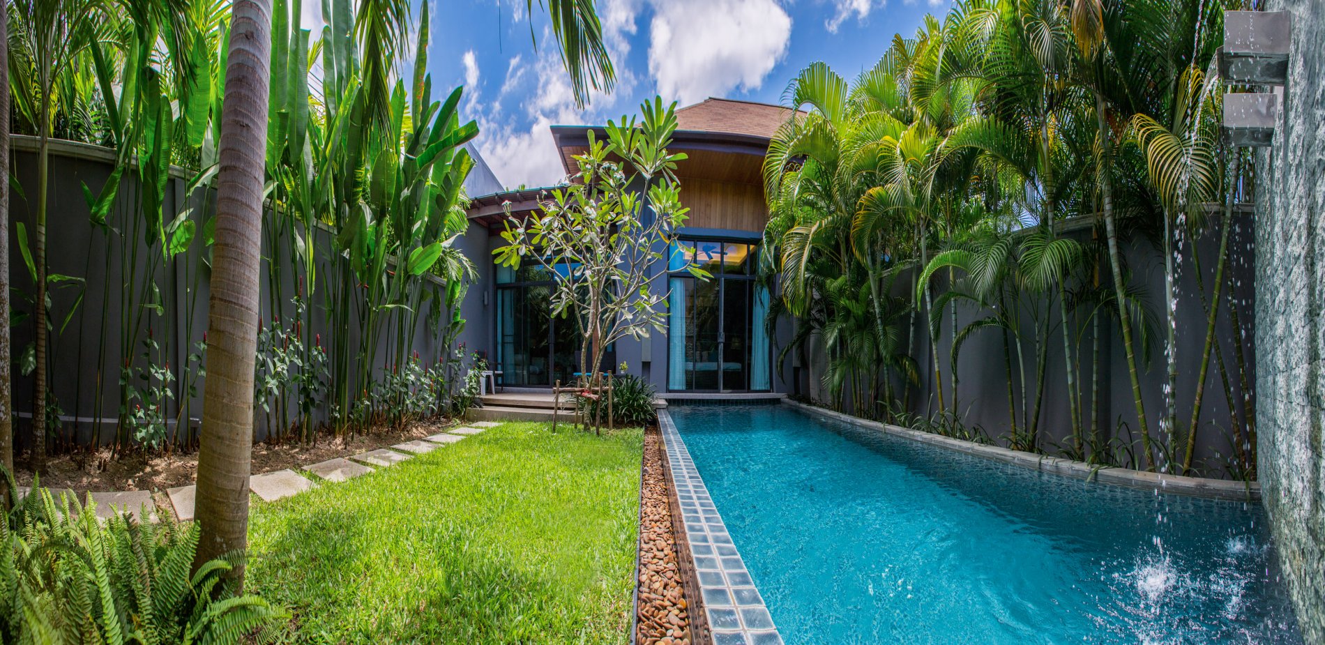 Property image - full photo 1