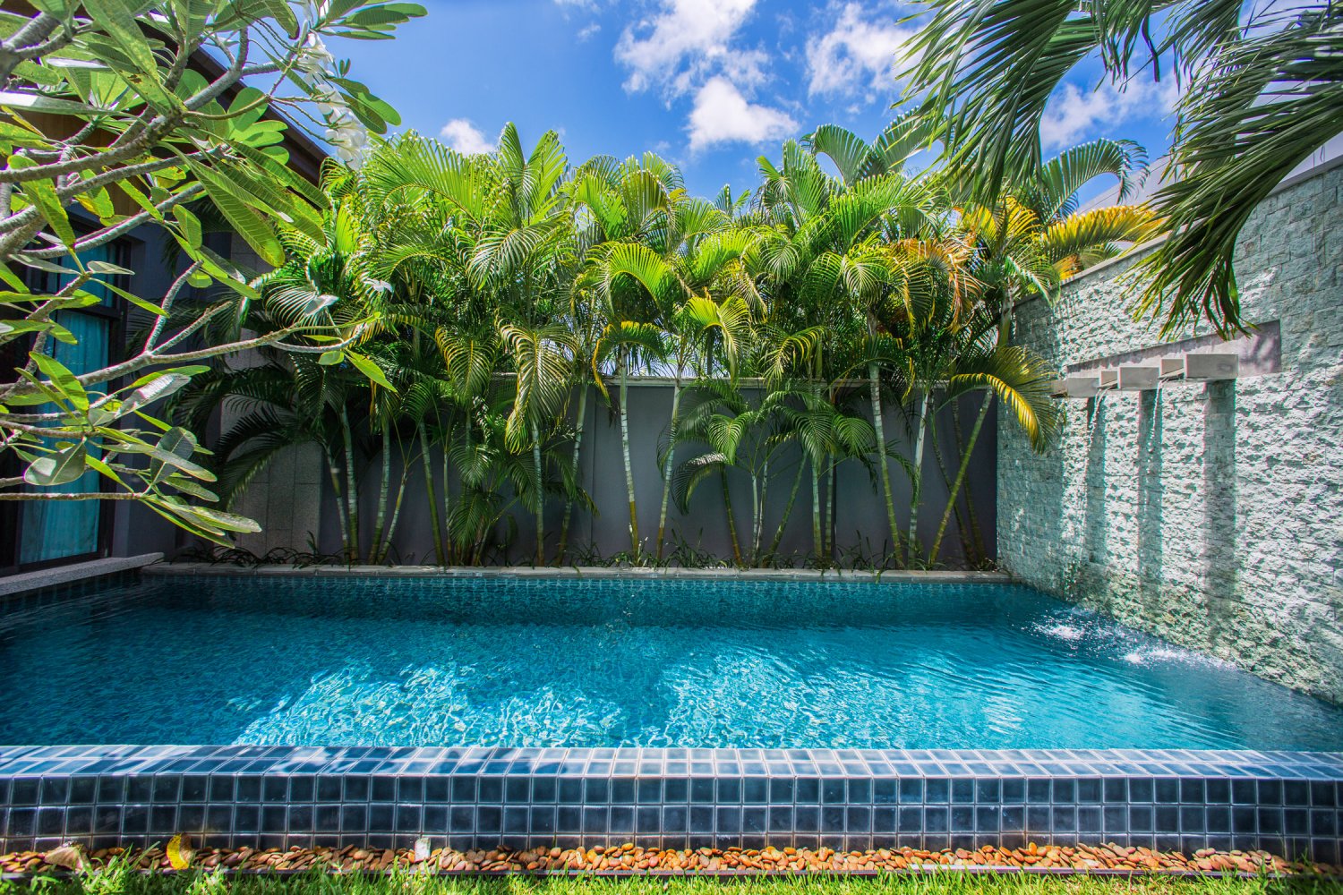 Property image - full photo 5