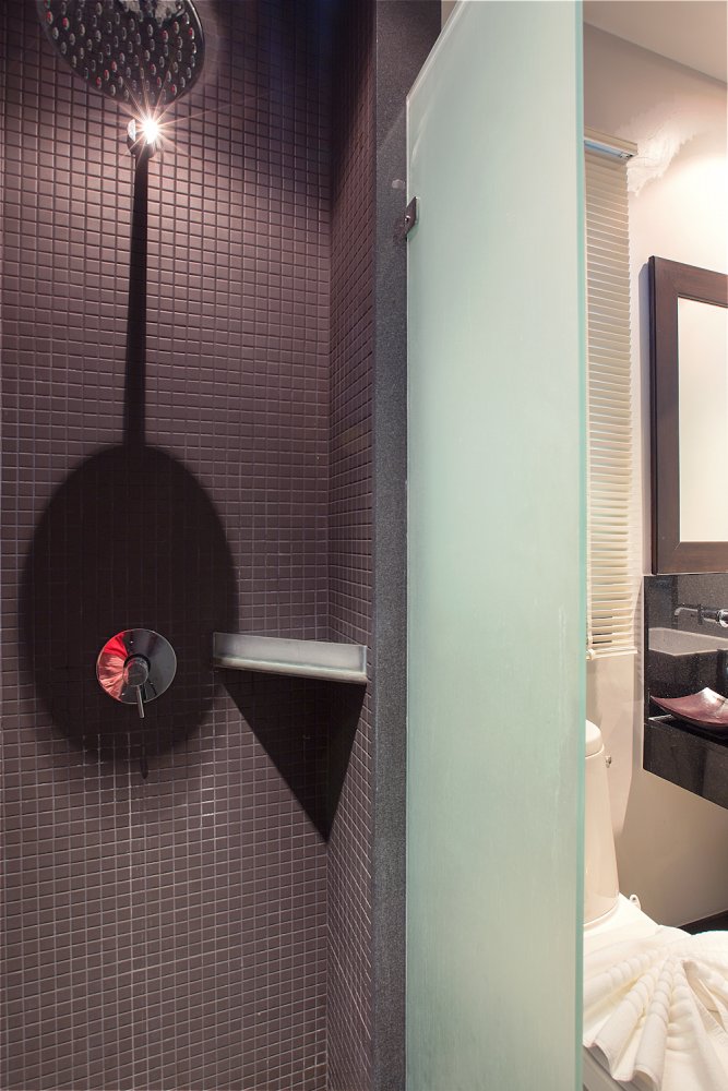 Property image - full photo 18