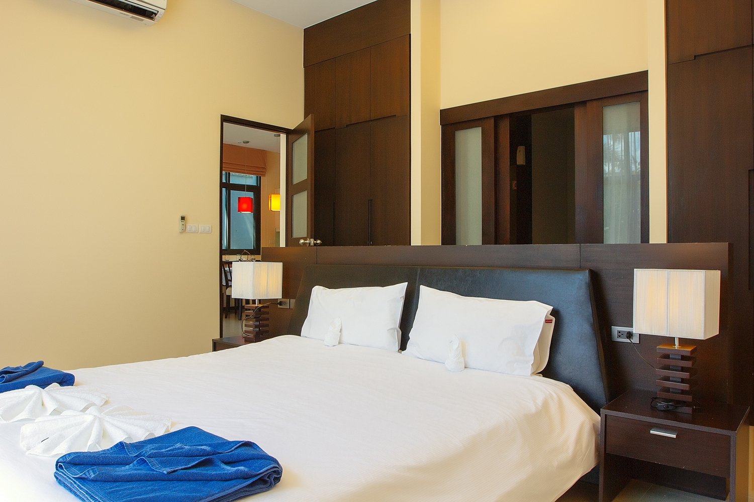 Property image - full photo 12