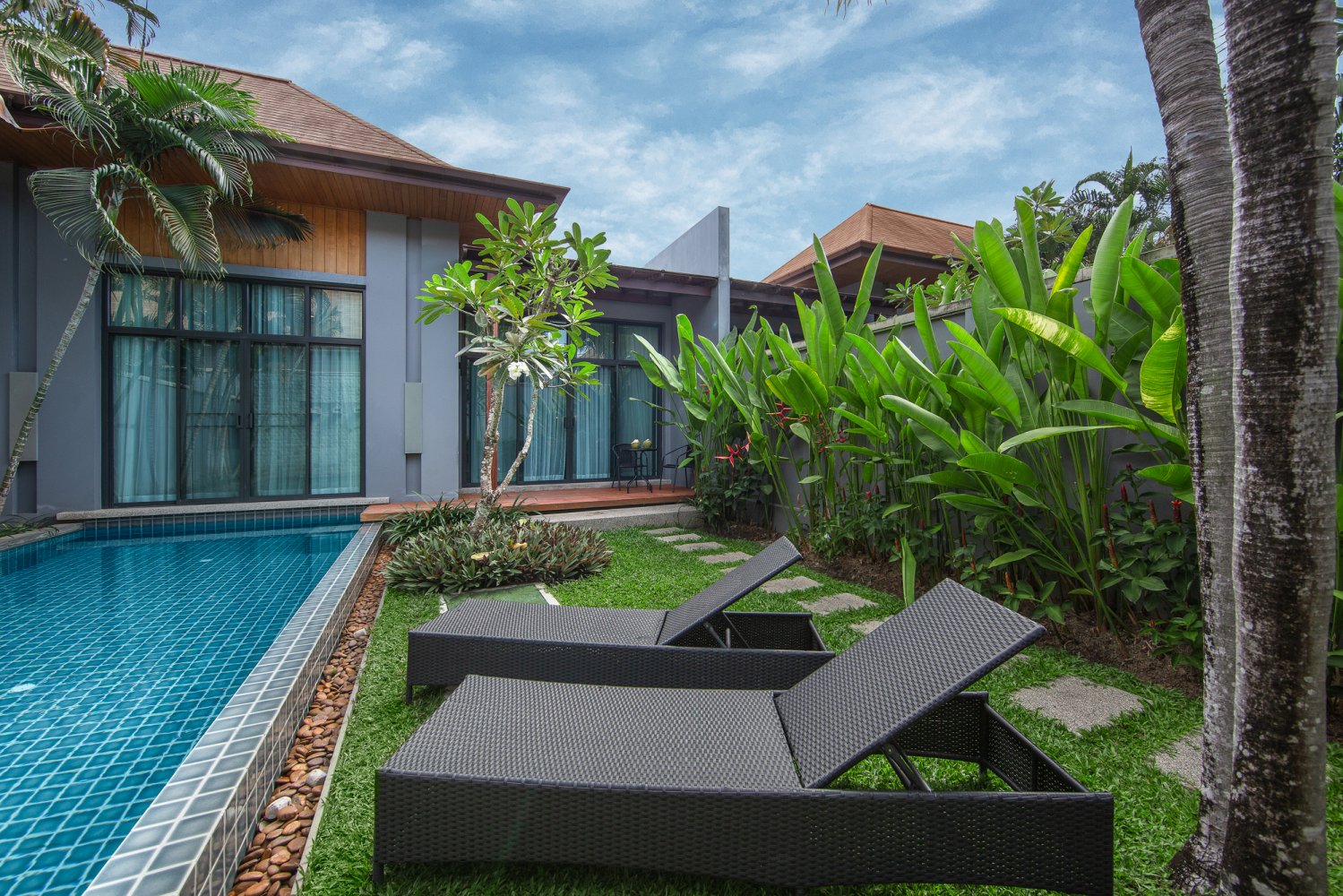 Property image - full photo 30