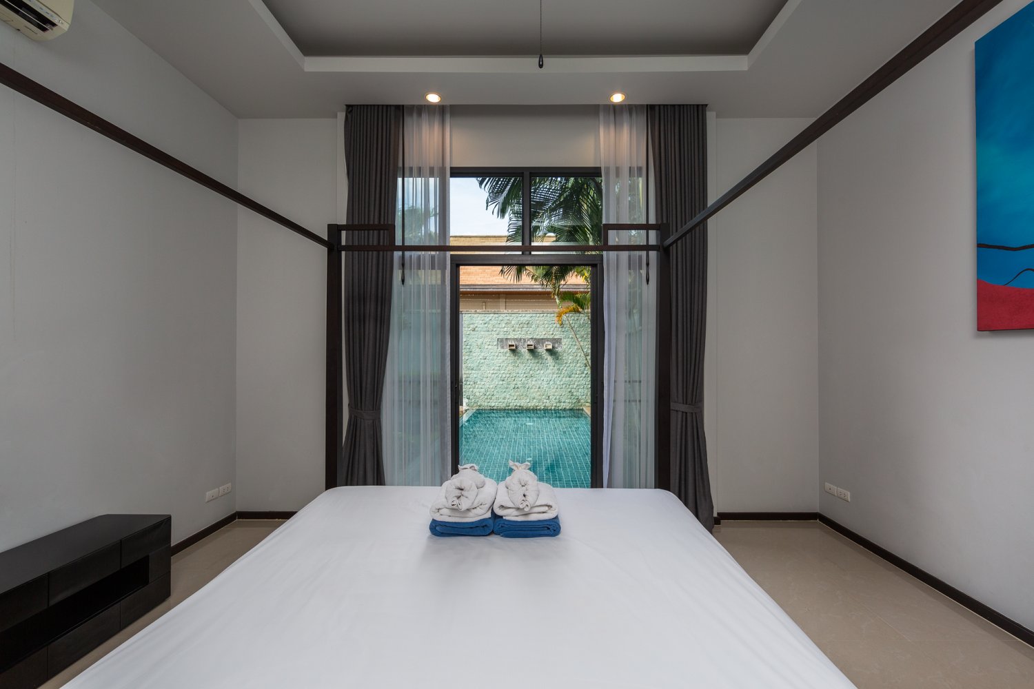 Property image - full photo 23
