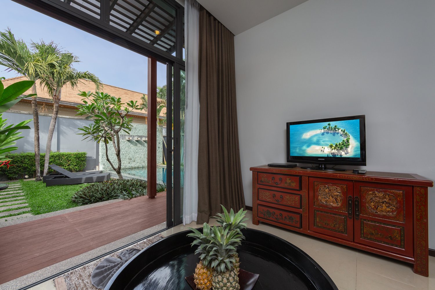 Property image - full photo 6