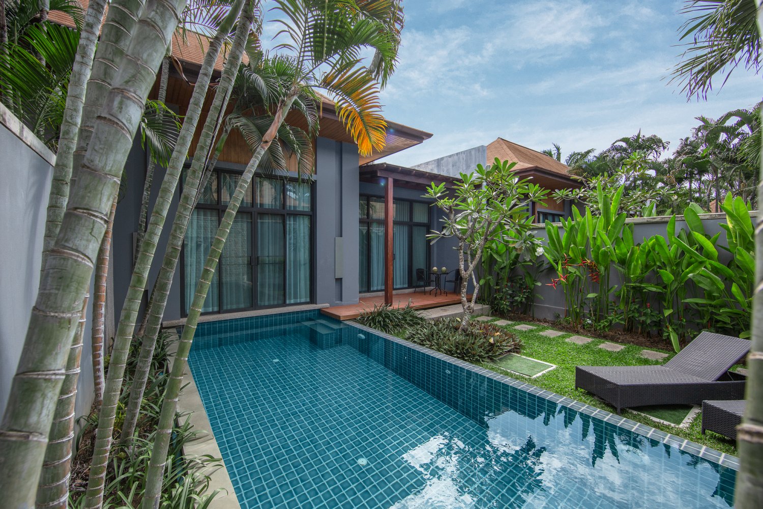 Property image - full photo 38
