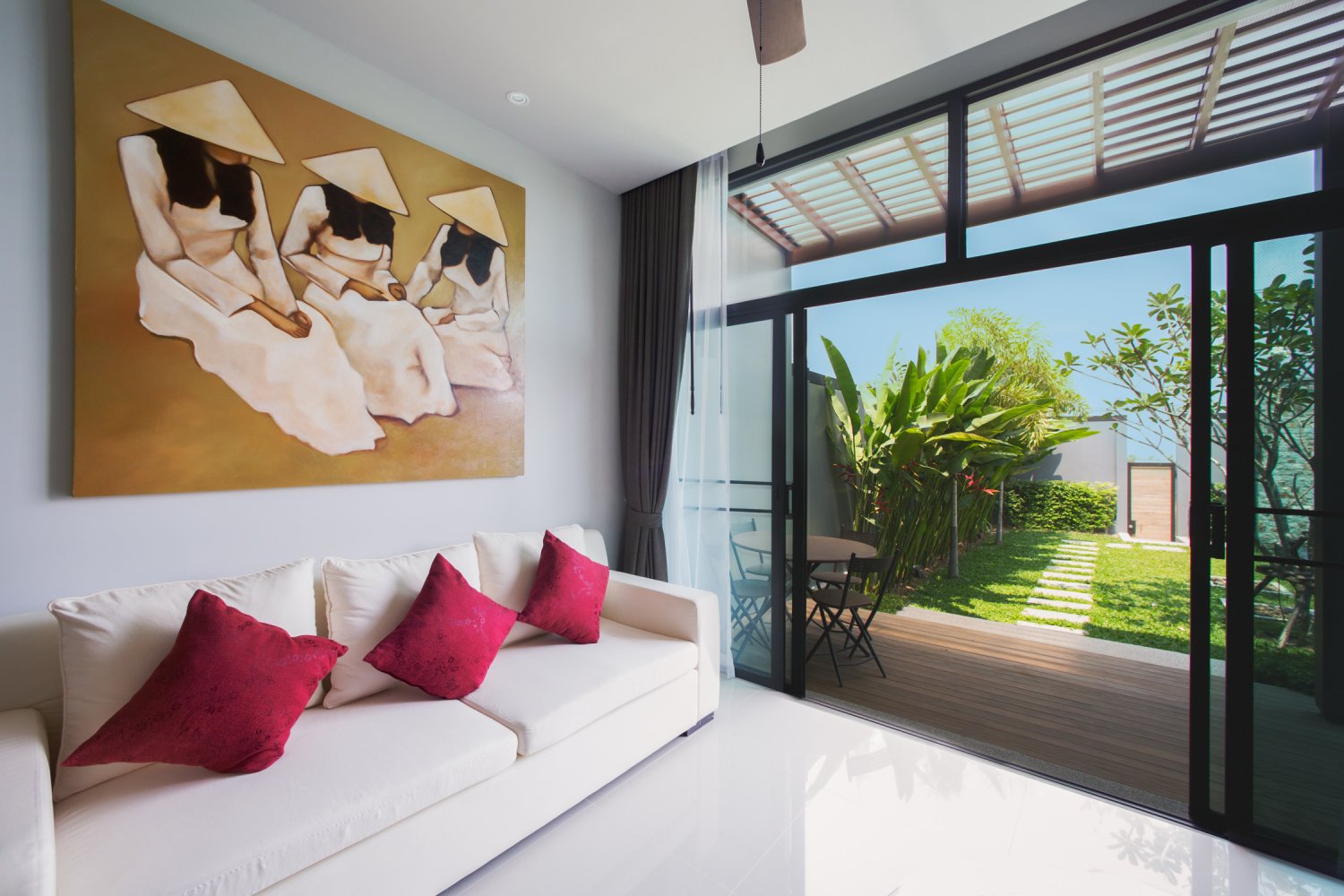 Property image - full photo 10