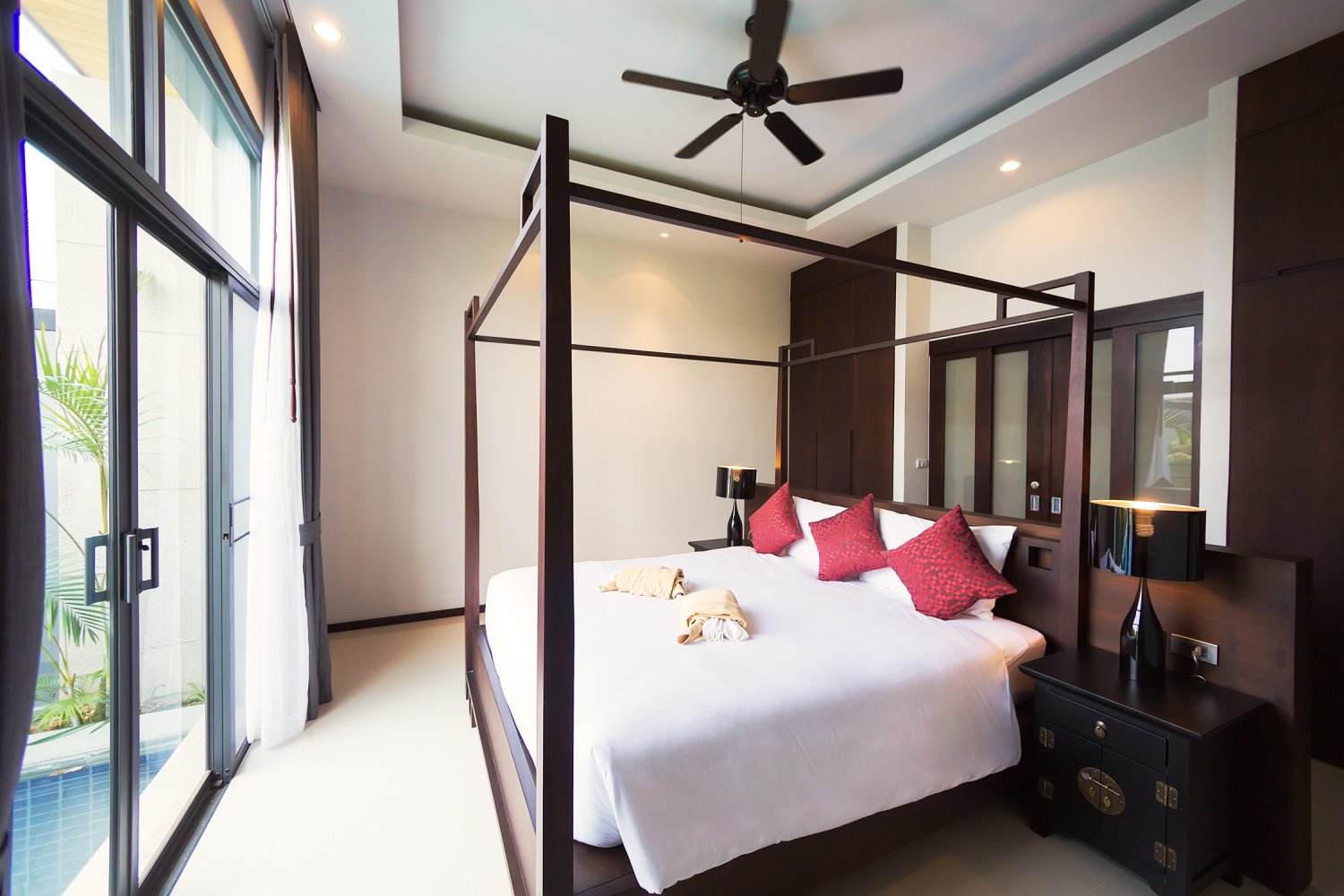 Property image - full photo 22