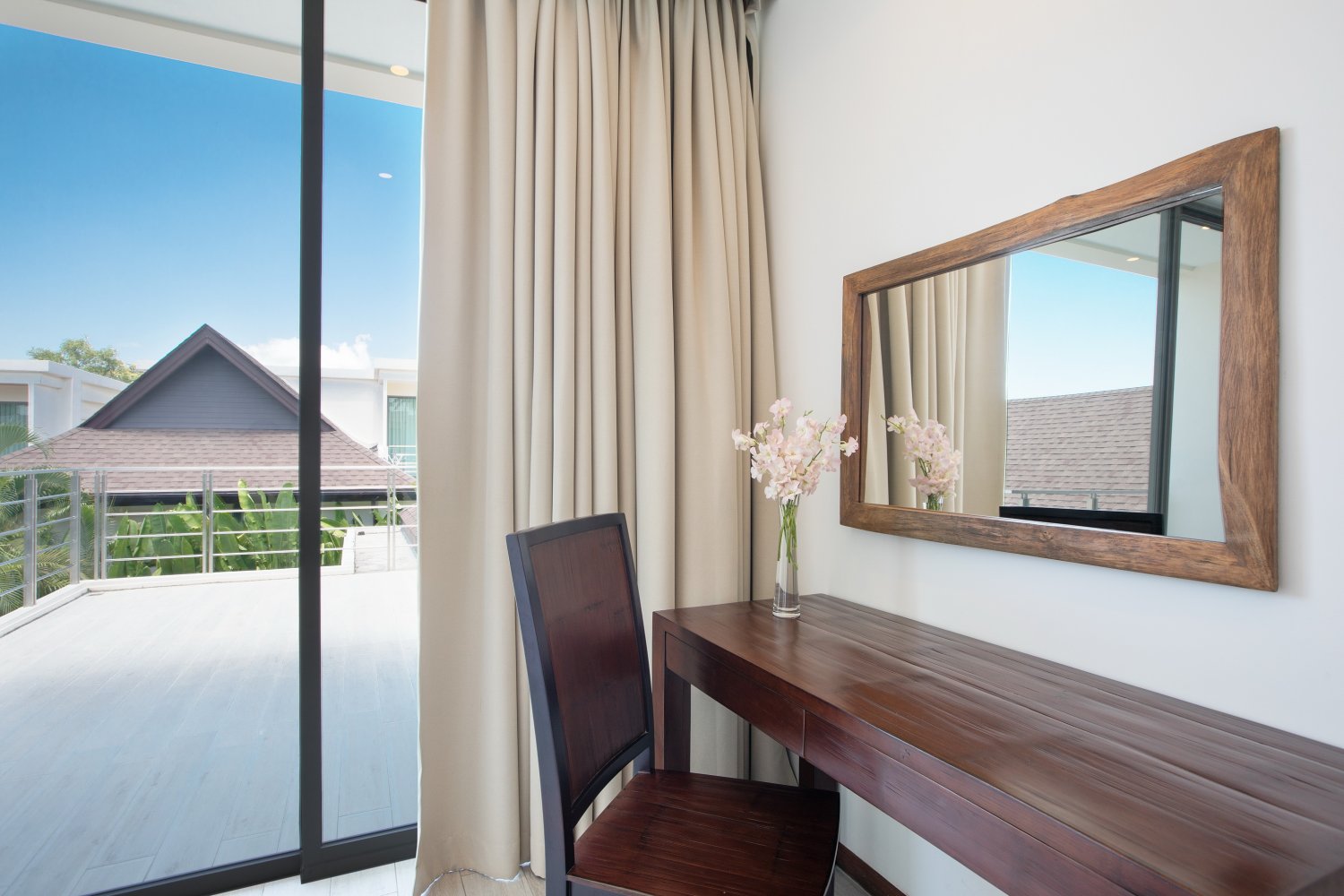 Property image - full photo 12