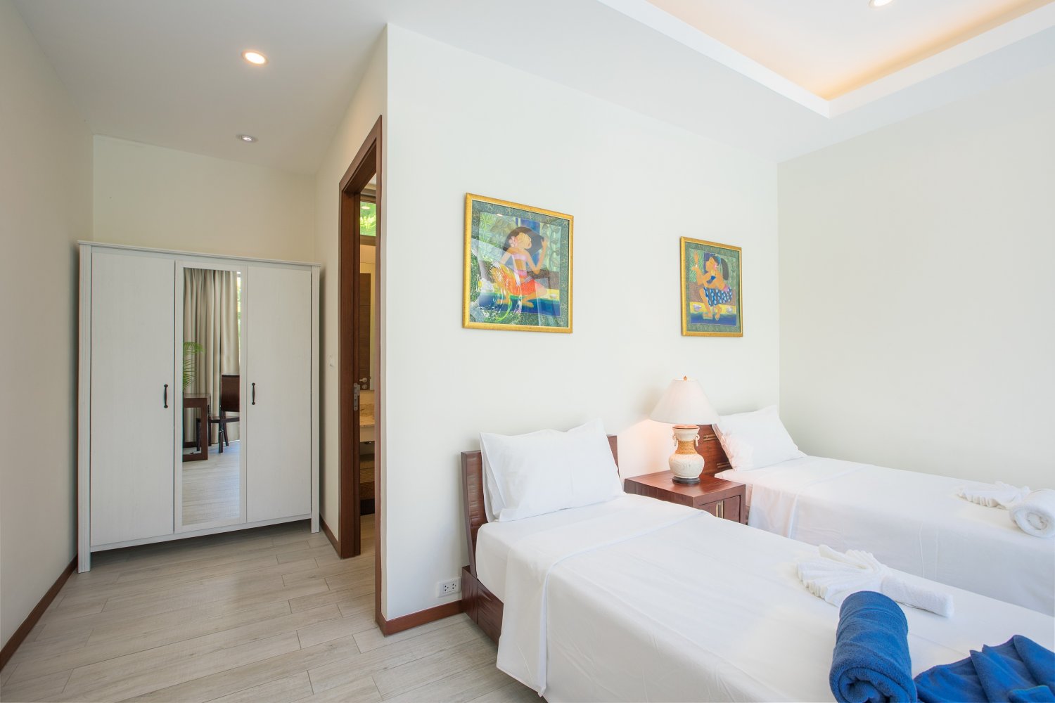 Property image - full photo 22