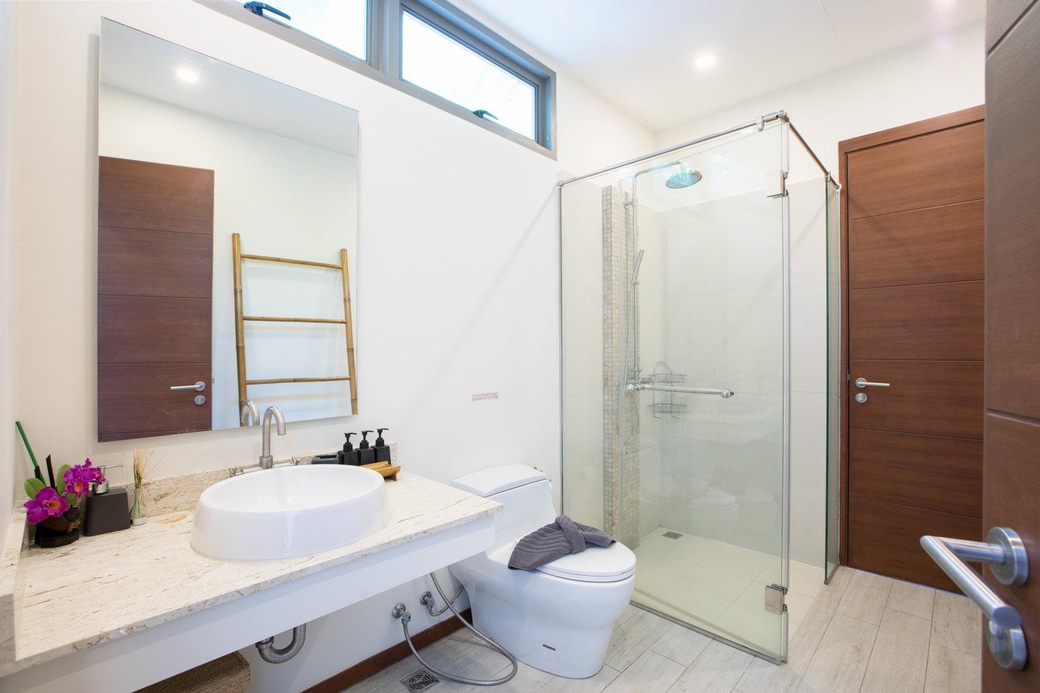 Property image - full photo 21