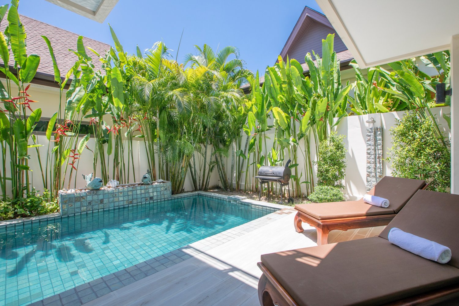 Property image - full photo 3