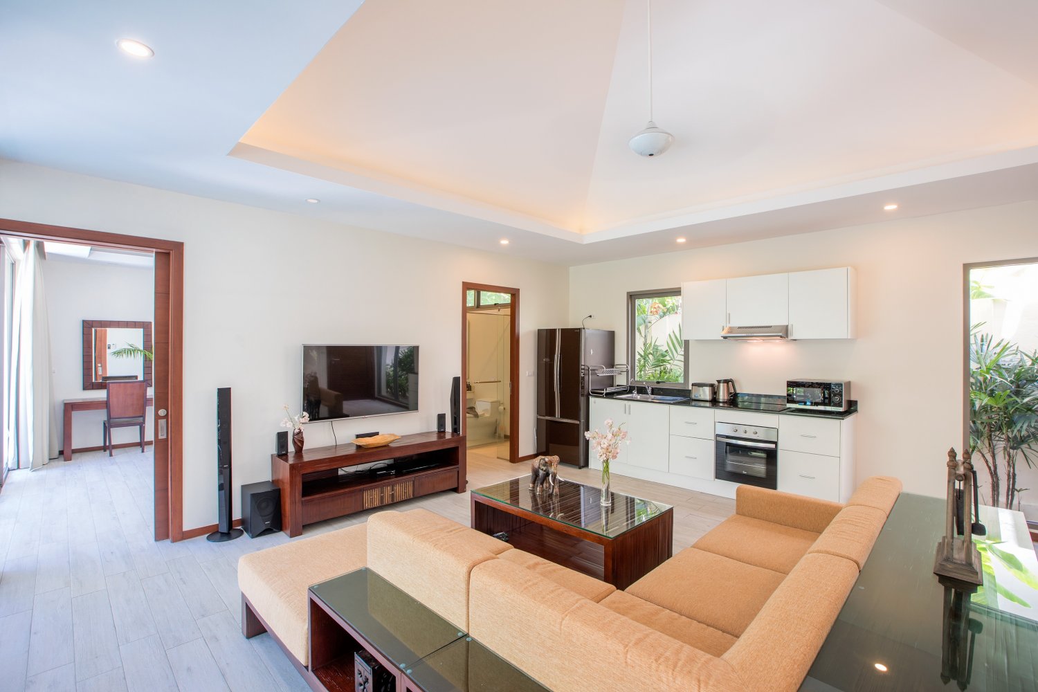 Property image - full photo 6