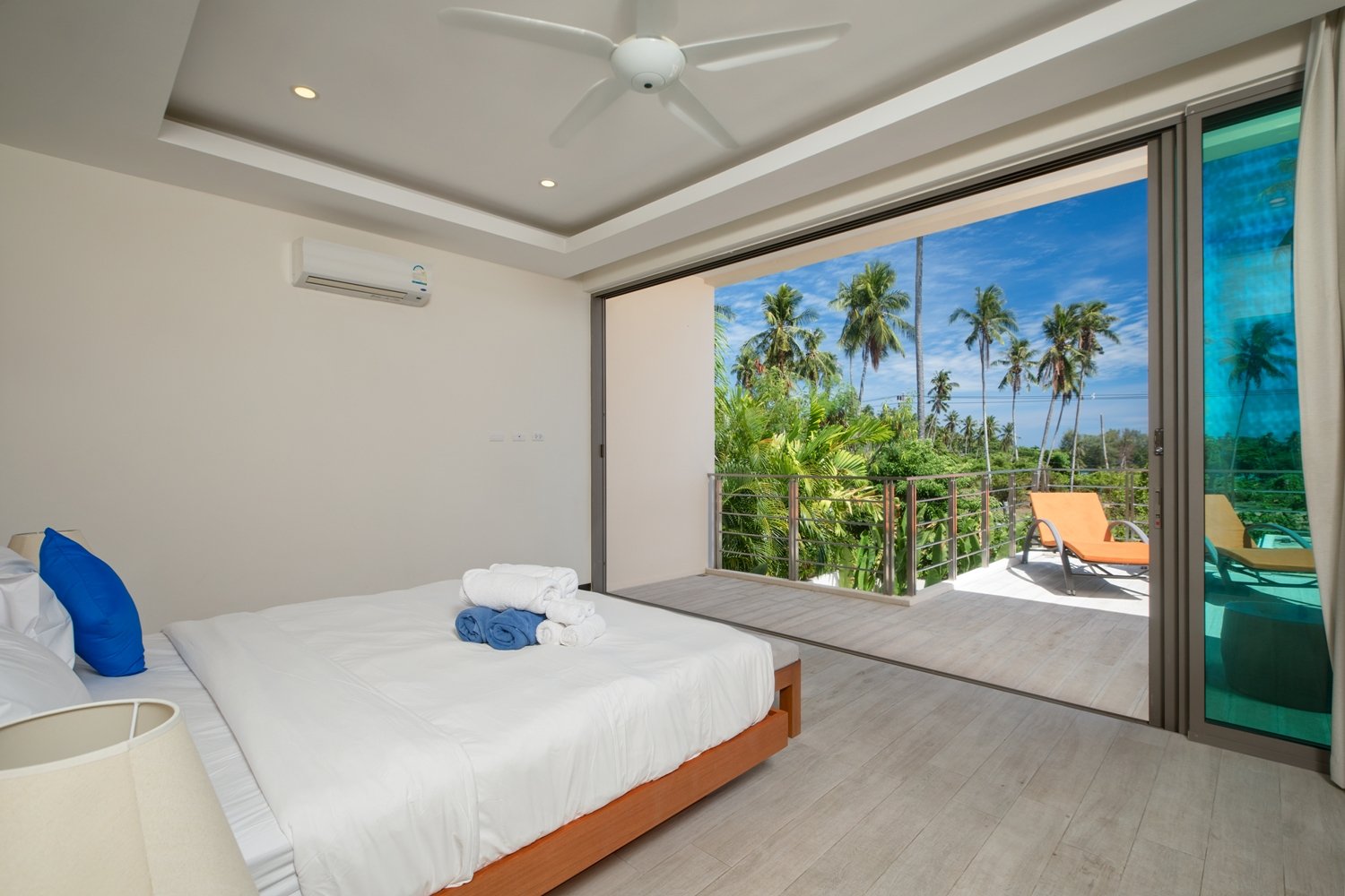 Property image - full photo 12