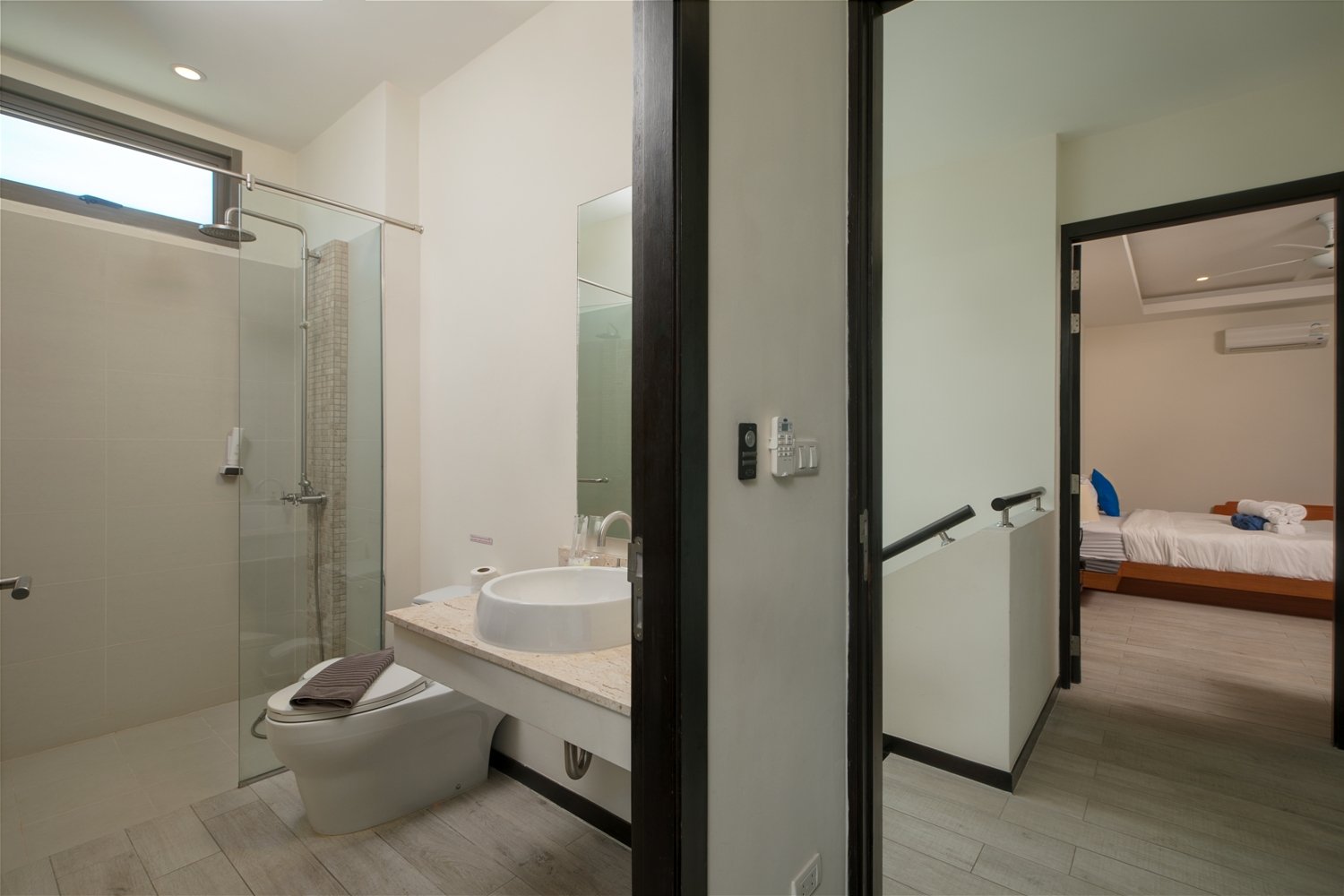 Property image - full photo 13