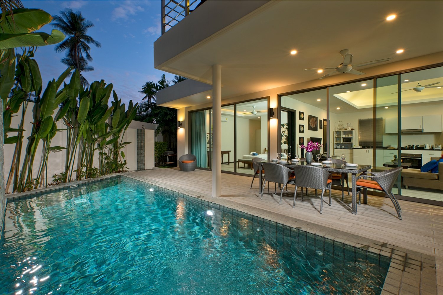 Property image - full photo 3