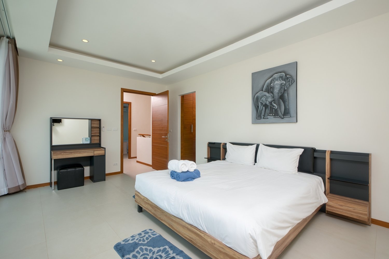Property image - full photo 9