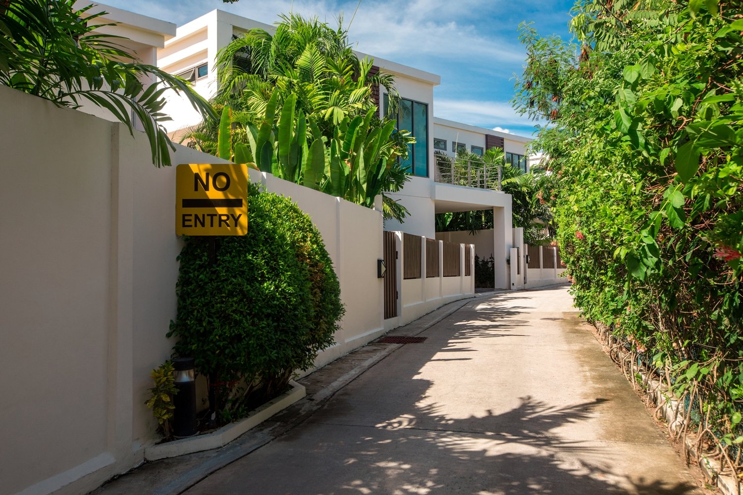 Property image - full photo 33