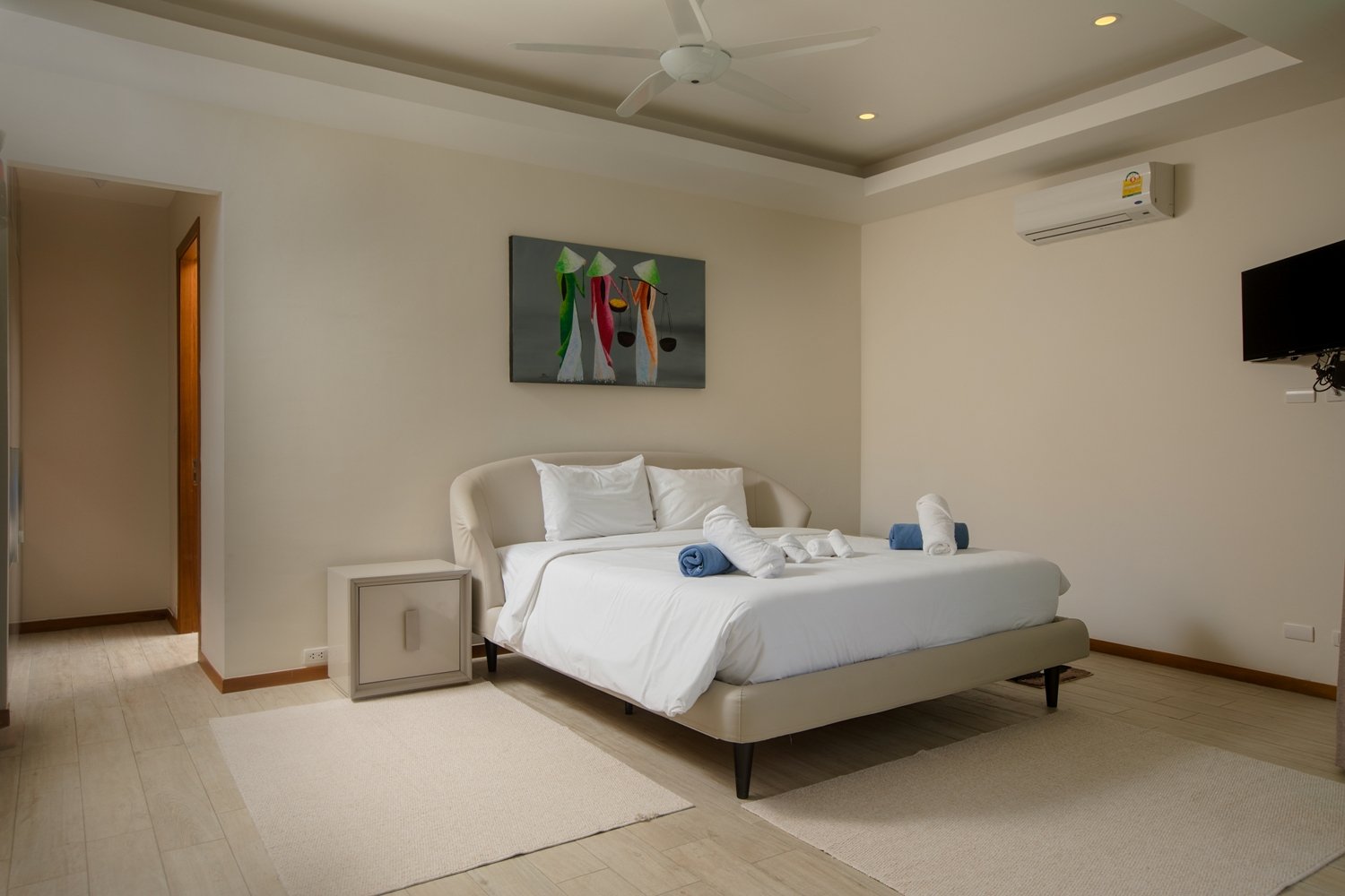 Property image - full photo 19
