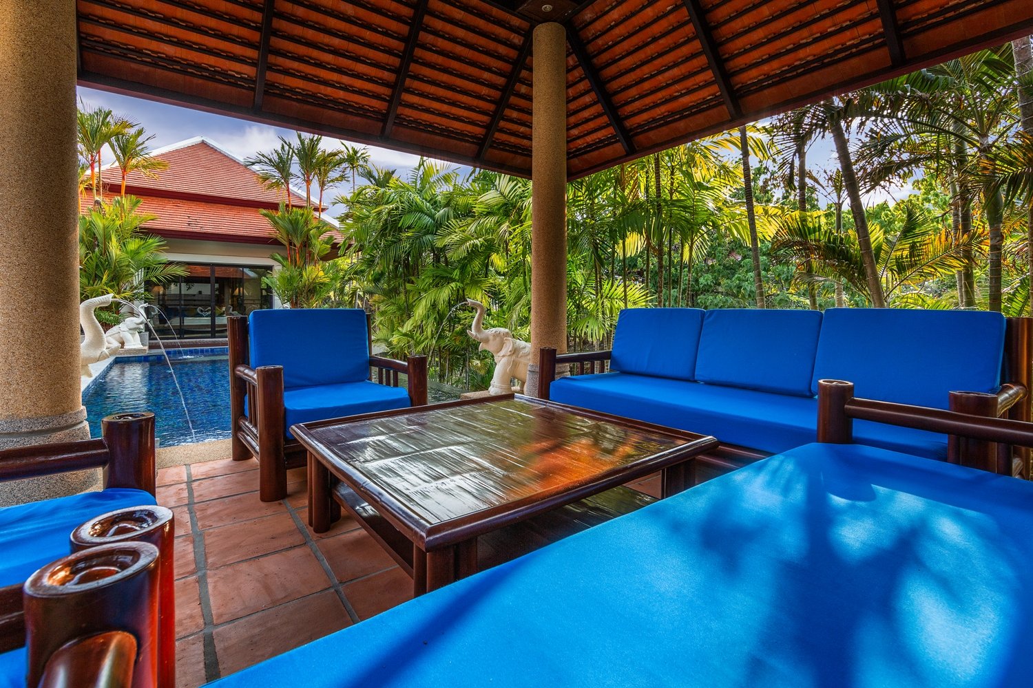 Property image - full photo 5
