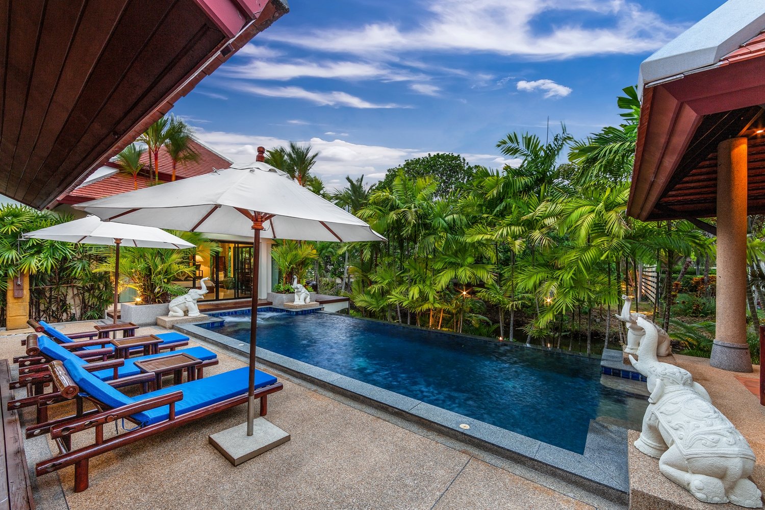 Property image - full photo 2