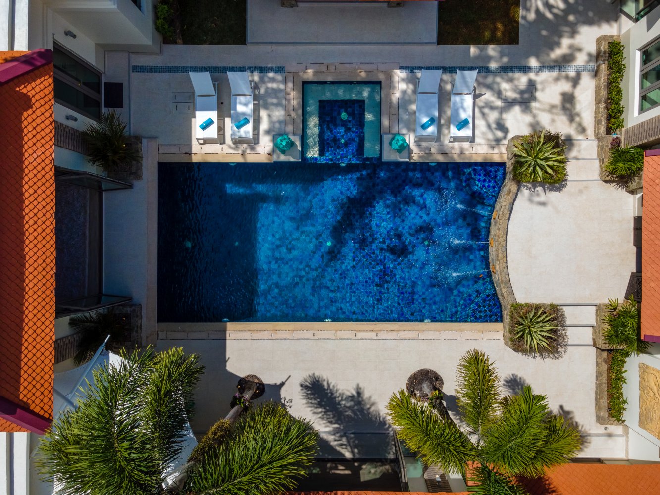 Property image - full photo 27