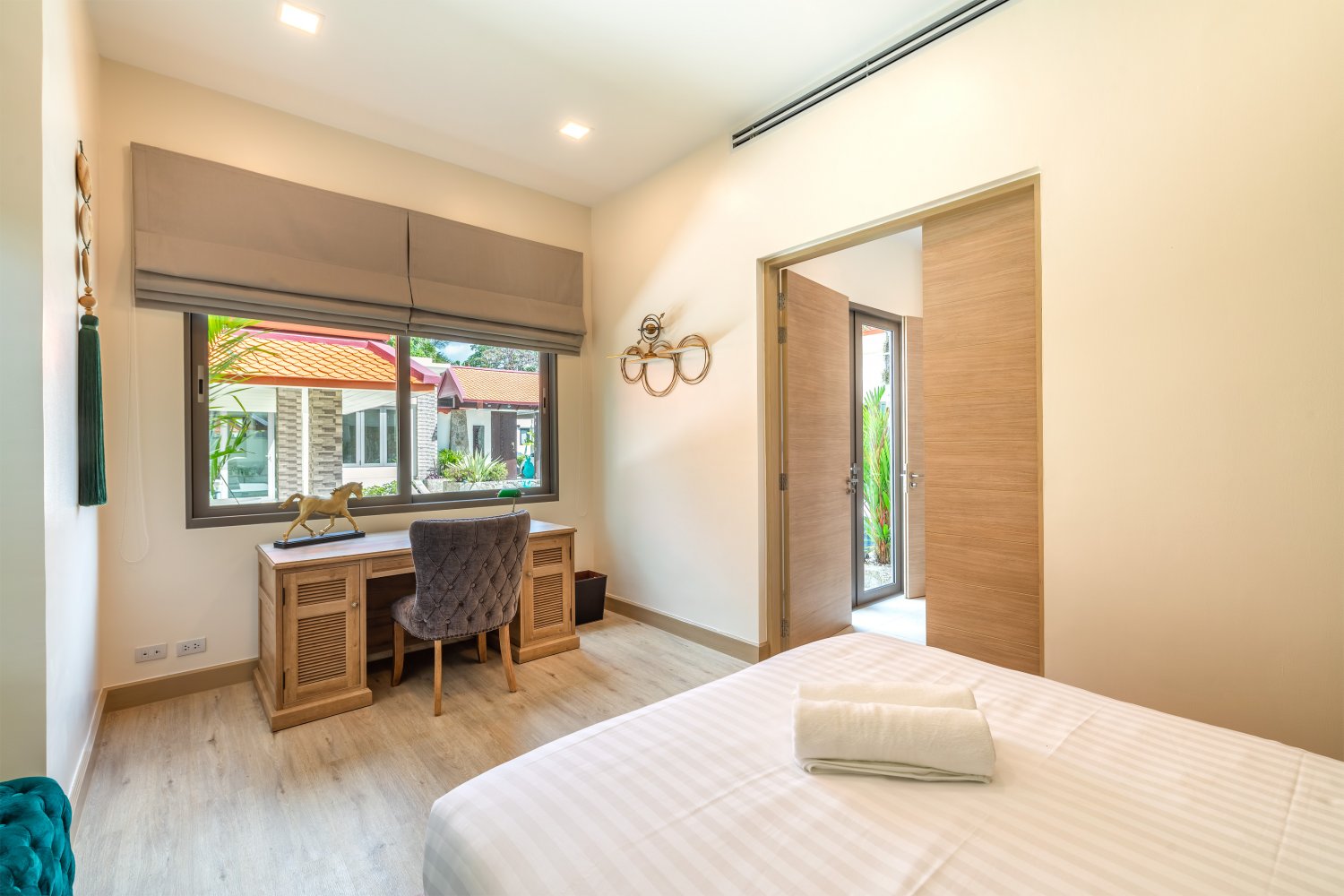 Property image - full photo 35