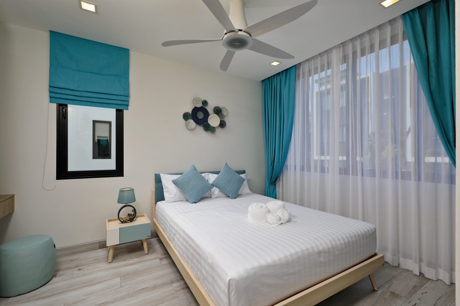 Property image - full photo 15