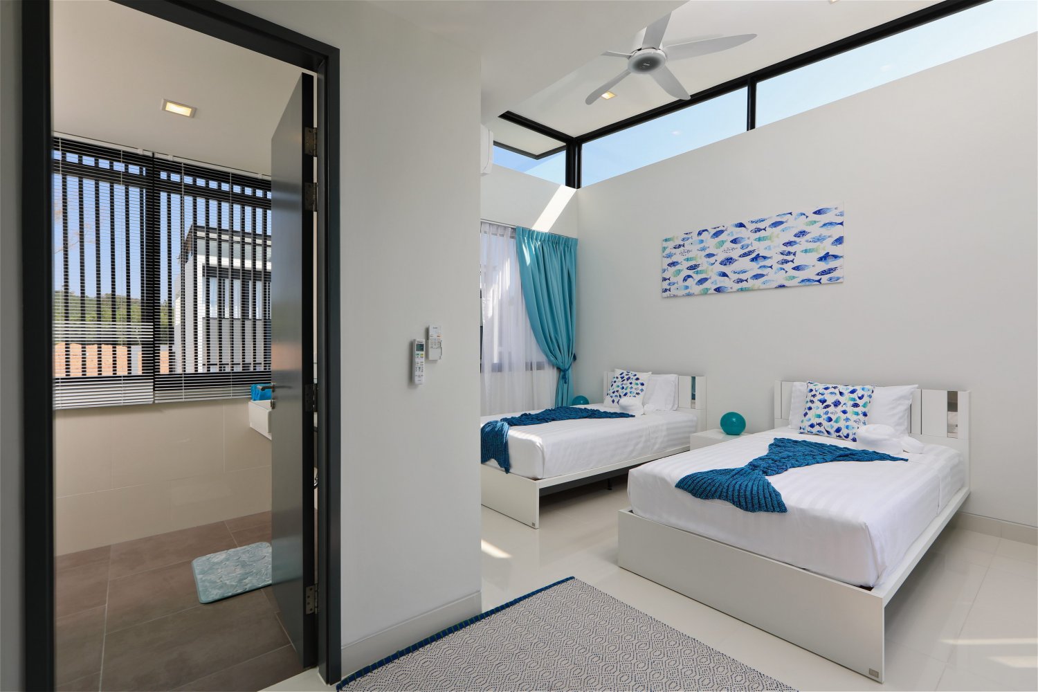 Property image - full photo 17