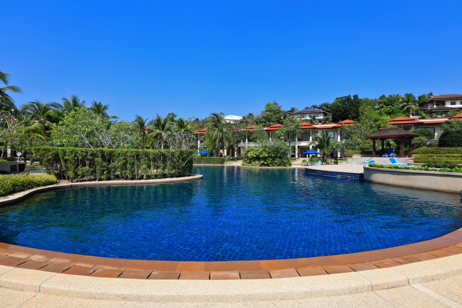 Property image - full photo 28