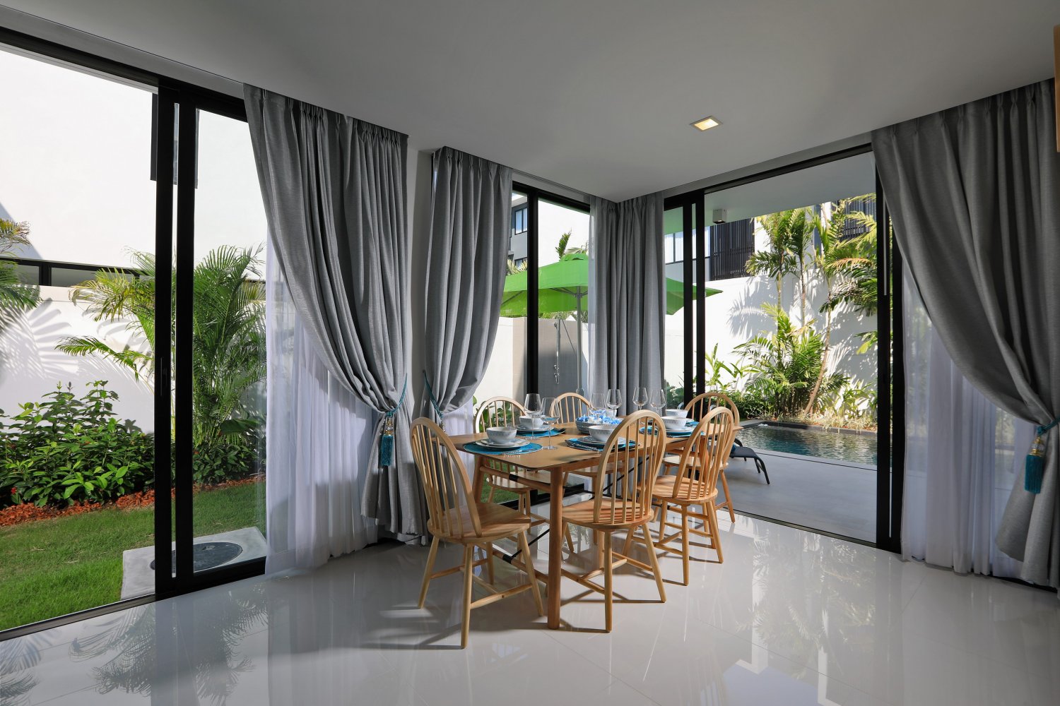 Property image - full photo 12