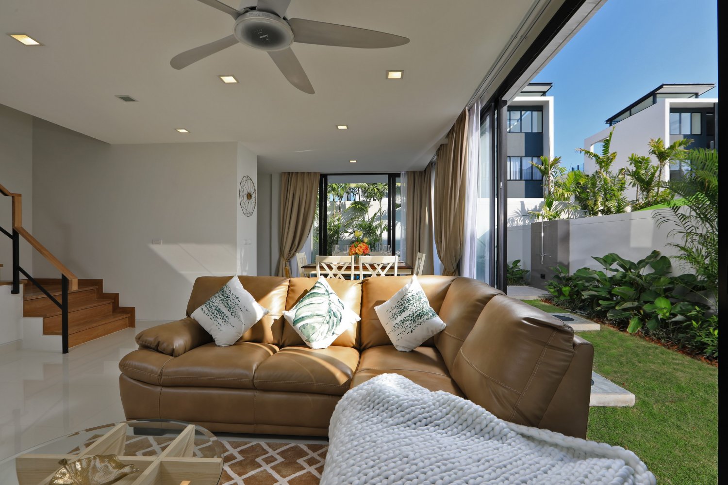 Property image - full photo 14
