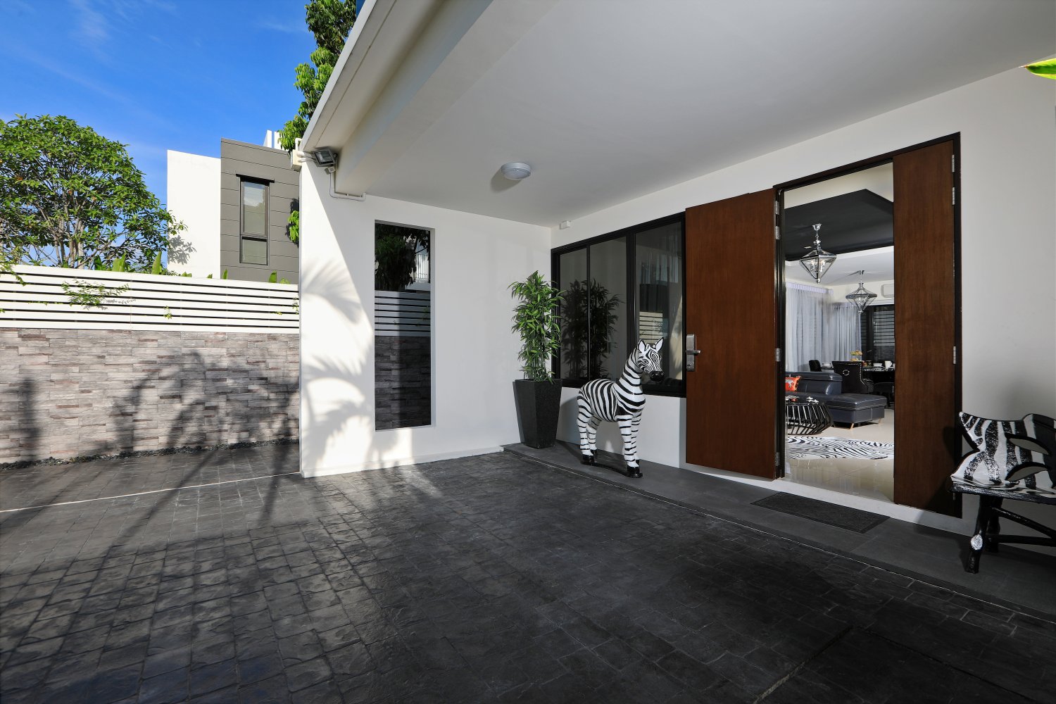 Property image - full photo 34
