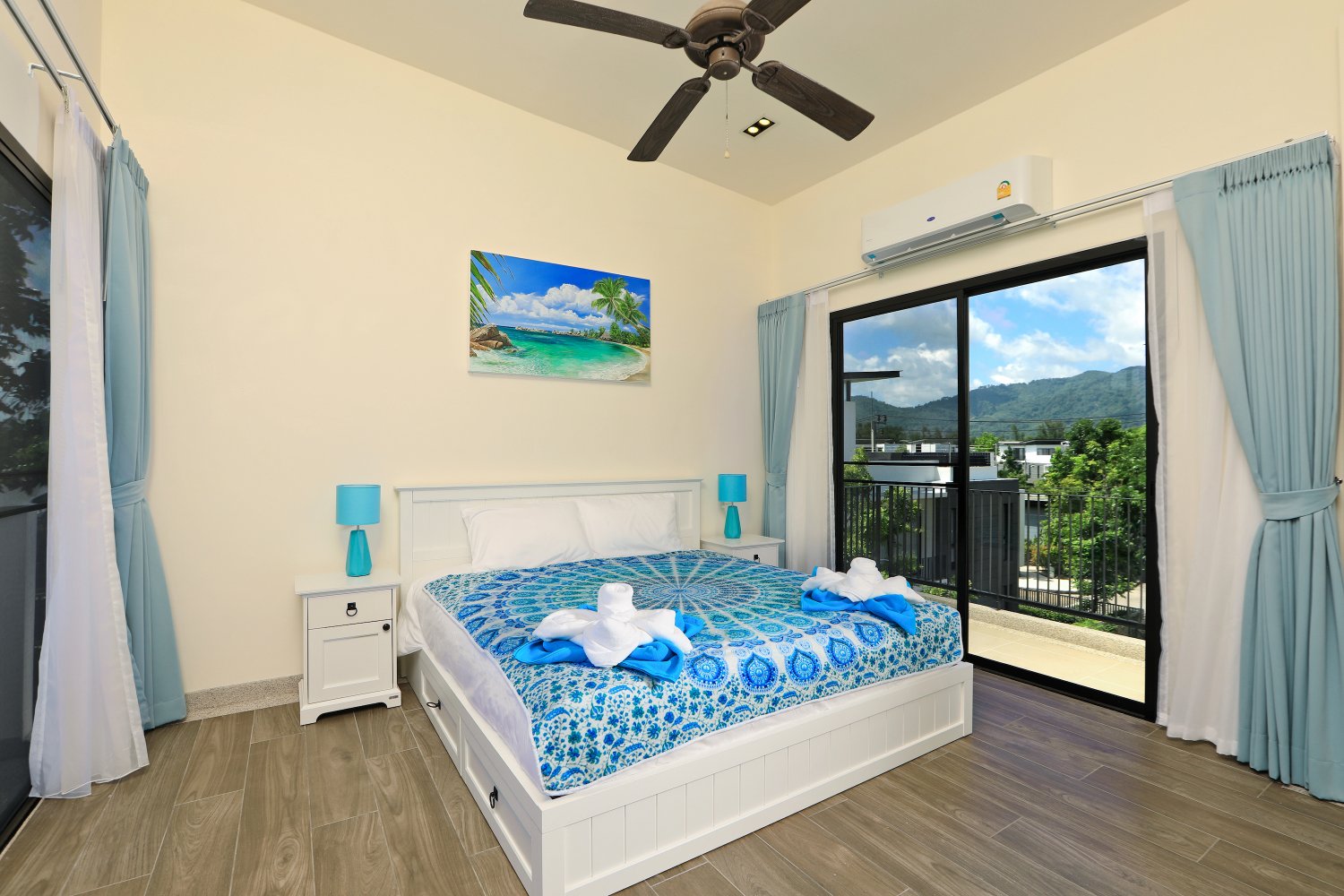 Property image - full photo 15