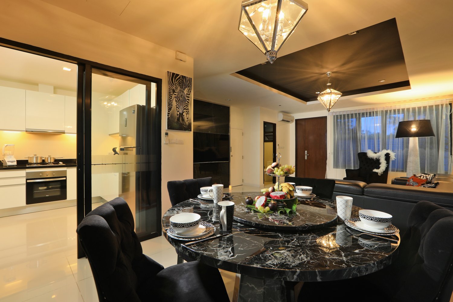 Property image - full photo 4