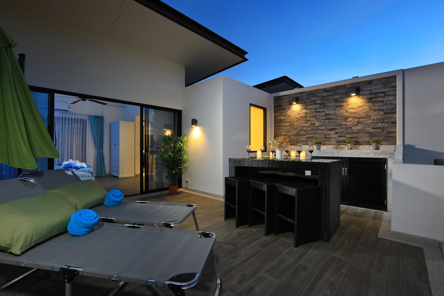 Property image - full photo 9