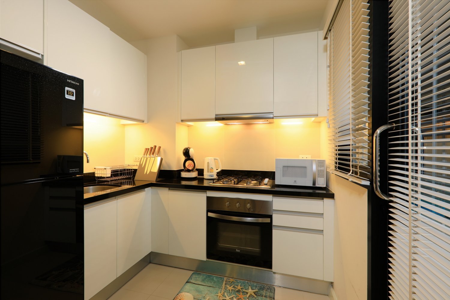 Property image - full photo 9