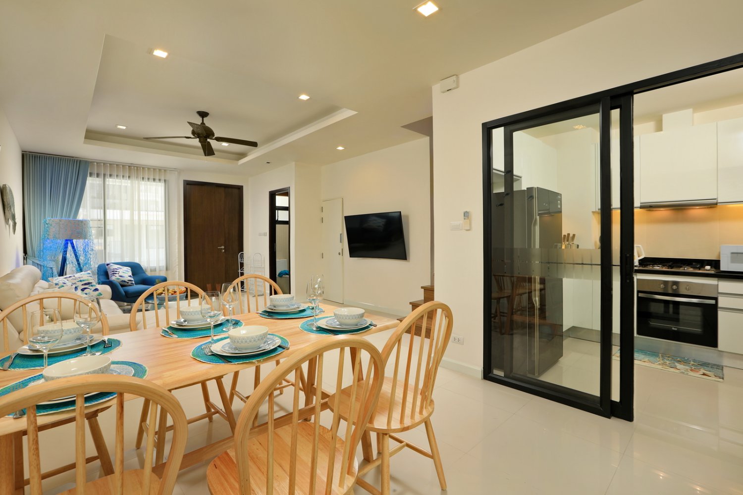 Property image - full photo 13