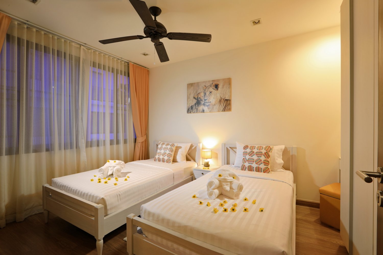 Property image - full photo 26