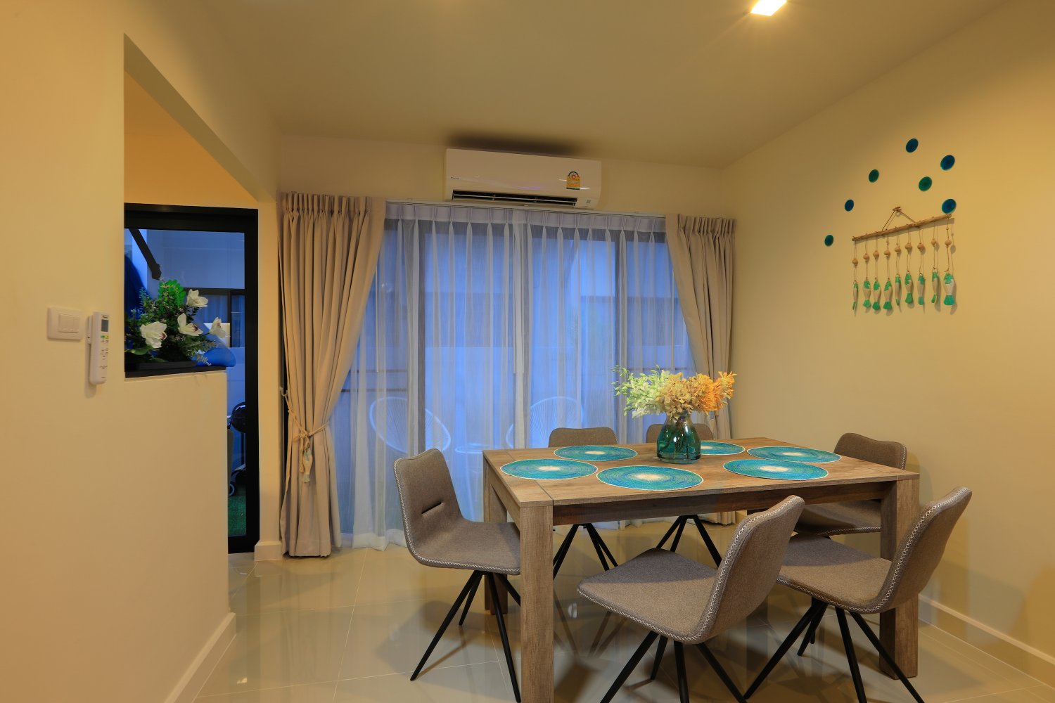 Property image - full photo 10