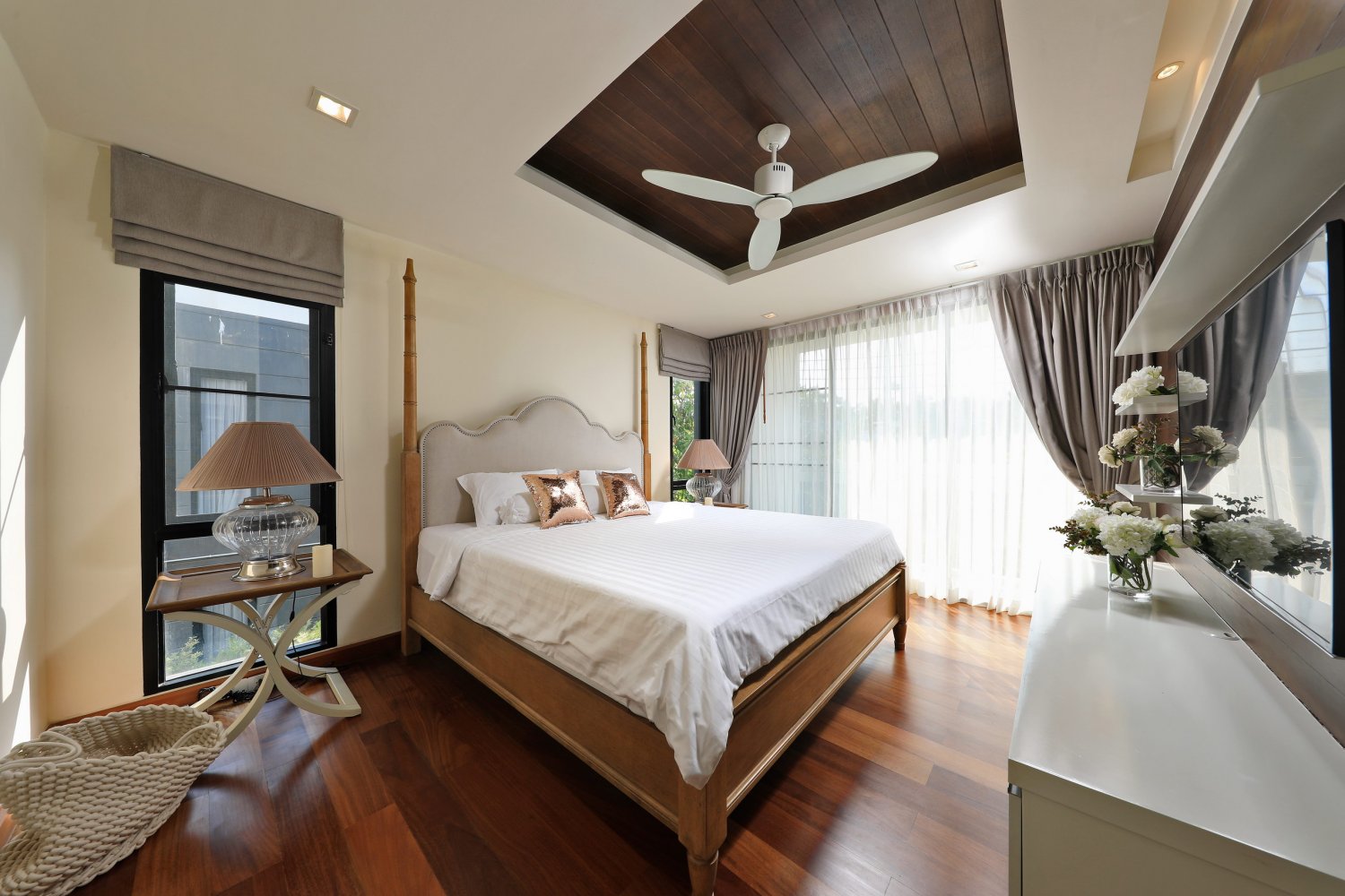 Property image - full photo 24