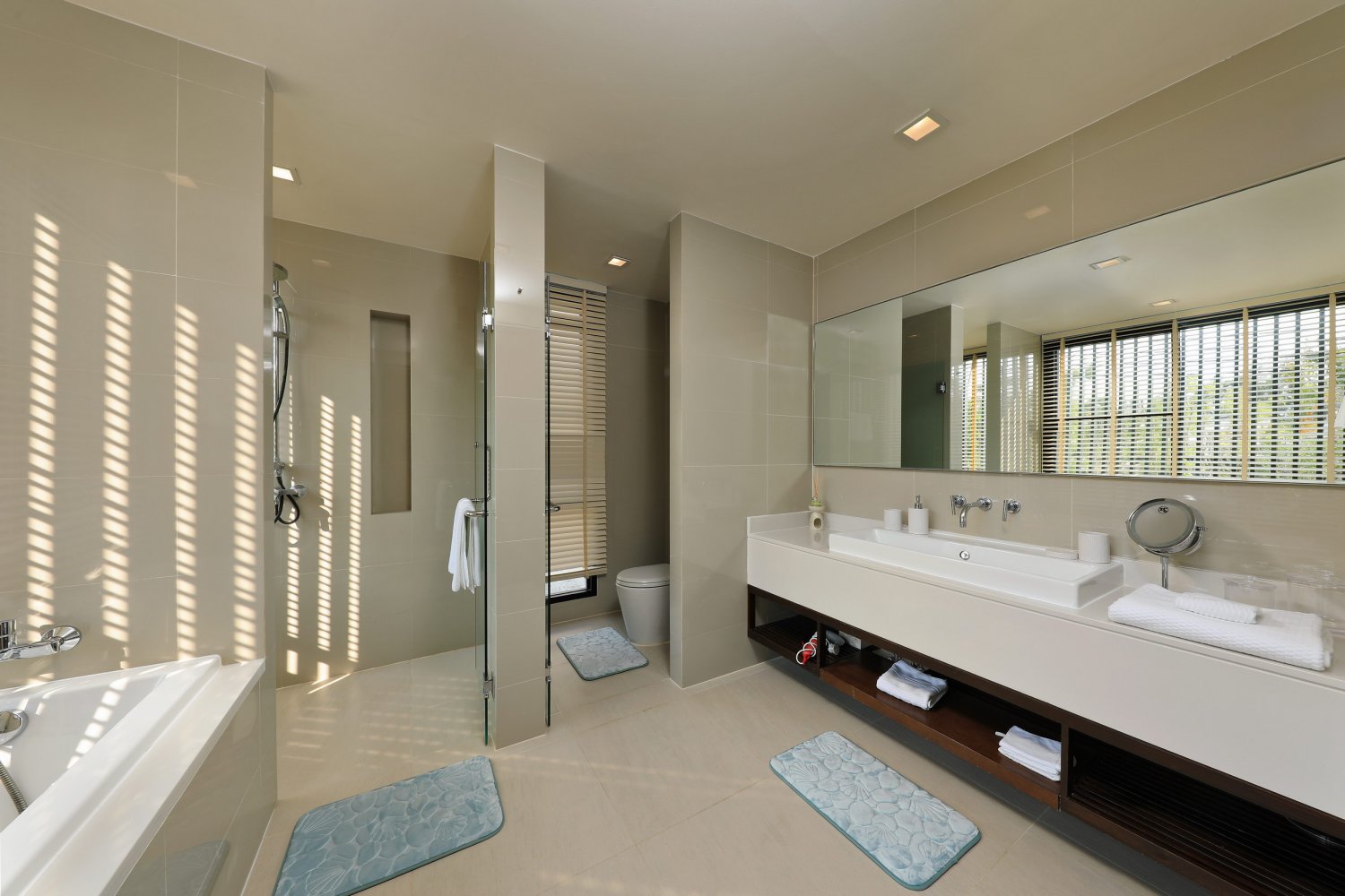 Property image - full photo 30