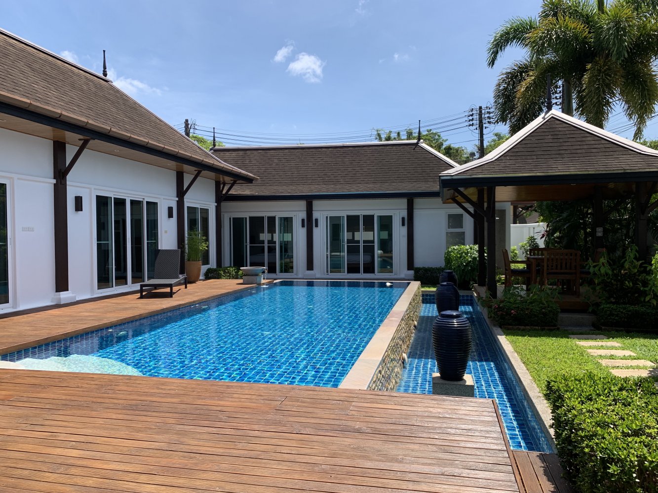 Property image - full photo 3