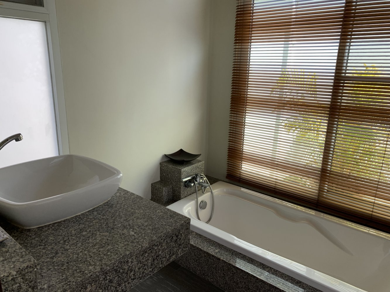 Property image - full photo 11