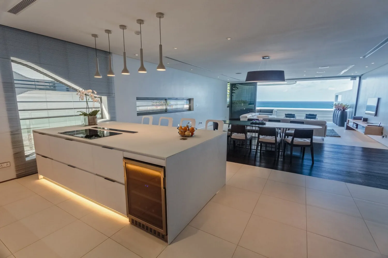 Property image - full photo 3