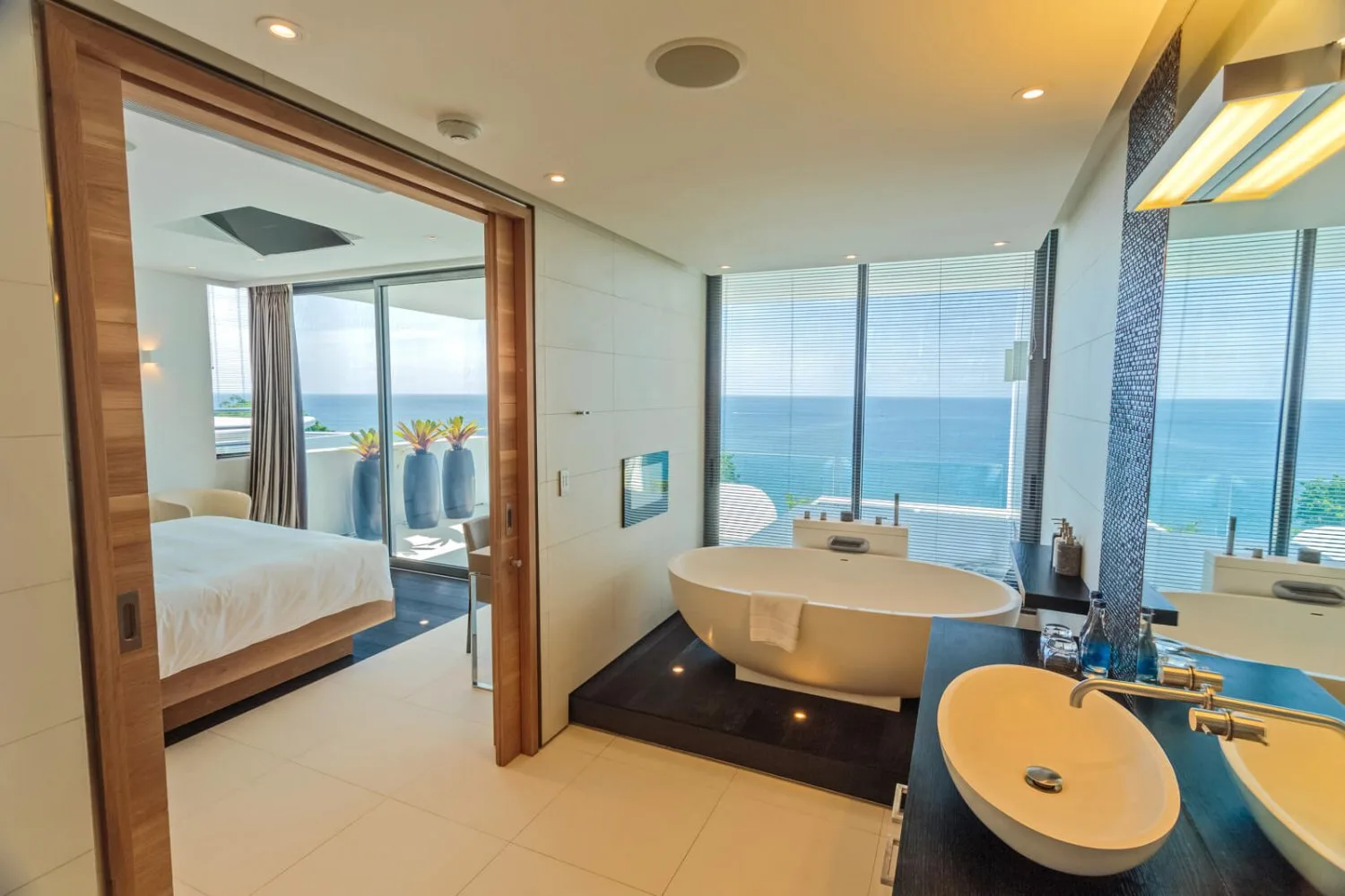Property image - full photo 14