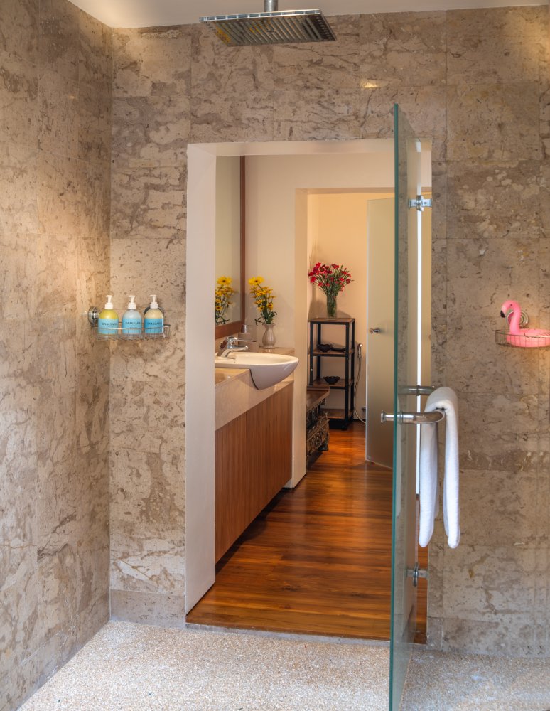 Property image - full photo 29