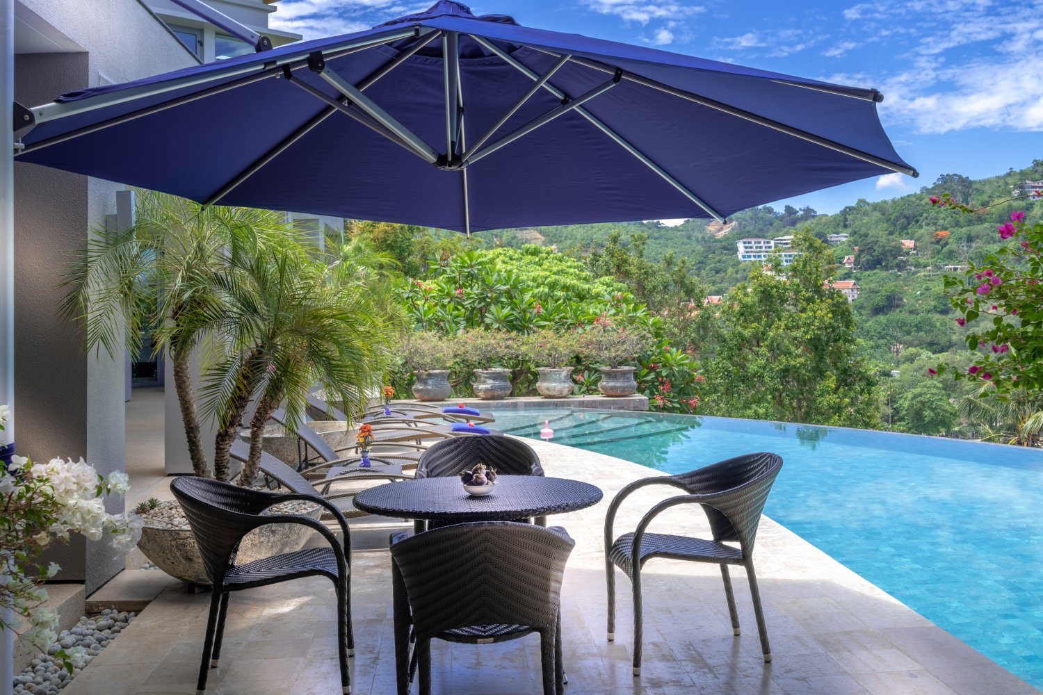 Property image - full photo 8