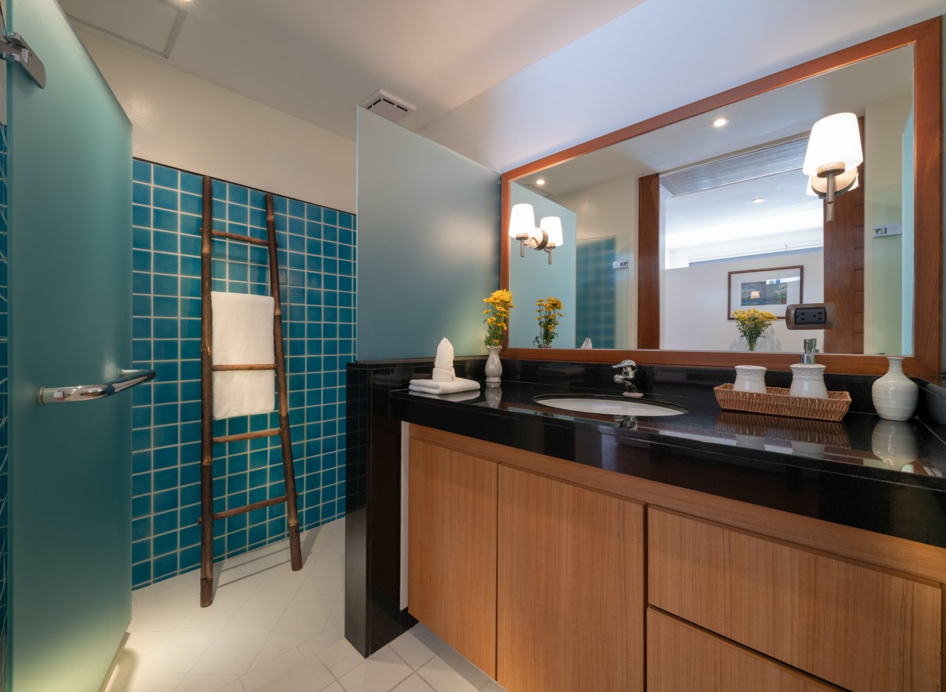 Property image - full photo 31