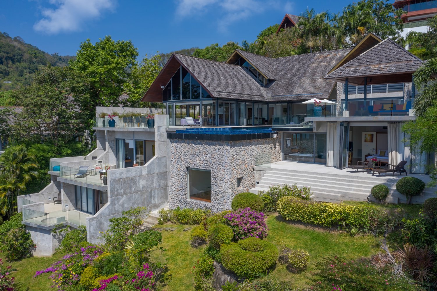 Property image - full photo 23