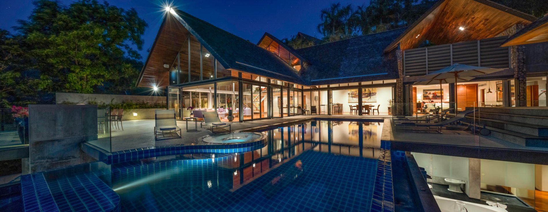 Property image - full photo 4